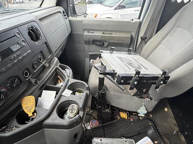 2014 Ford E-150 and Econoline 150 in Blauvelt, NY 10913 - 18049402 9