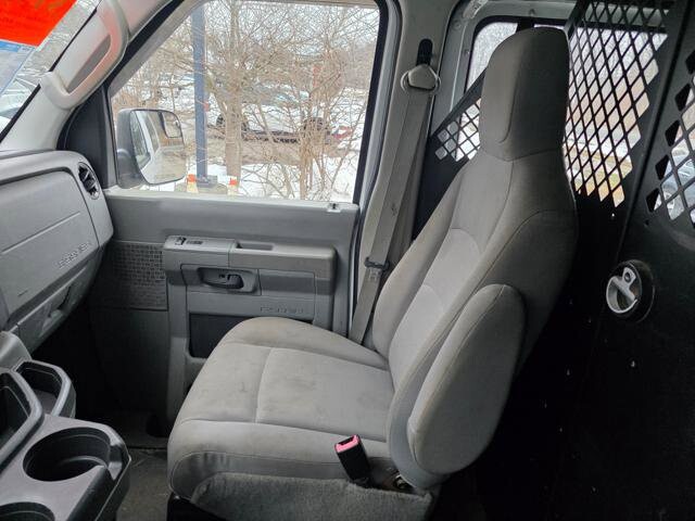 2014 Ford E-150 and Econoline 150 in Blauvelt, NY 10913 - 18049402 24