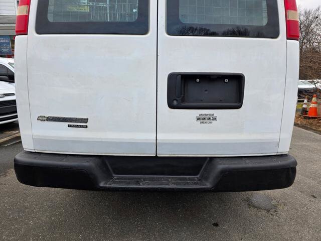 2012 Chevrolet Express 2500 in Blauvelt, NY 10913 - 18049403 44