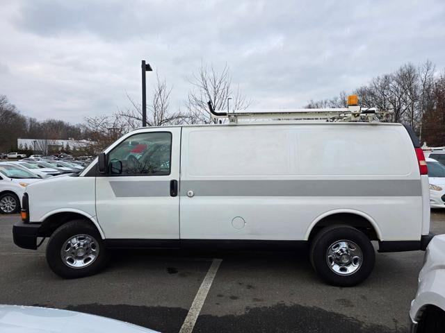 2012 Chevrolet Express 2500 in Blauvelt, NY 10913 - 18049403 4