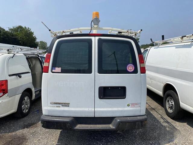 2012 Chevrolet Express 2500 in Blauvelt, NY 10913 - 18049403 54