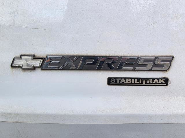2012 Chevrolet Express 2500 in Blauvelt, NY 10913 - 18049403 43