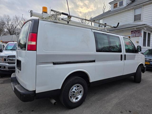2012 Chevrolet Express 2500 in Blauvelt, NY 10913 - 18049403 7