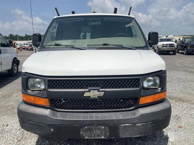 2011 Chevrolet Express 2500 in Blauvelt, NY 10913 - 18049405 69