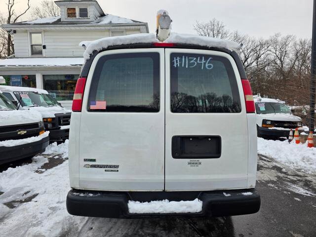 2011 Chevrolet Express 2500 in Blauvelt, NY 10913 - 18049405 6