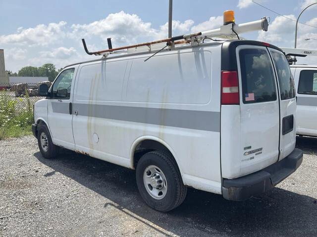 2011 Chevrolet Express 2500 in Blauvelt, NY 10913 - 18049405 67