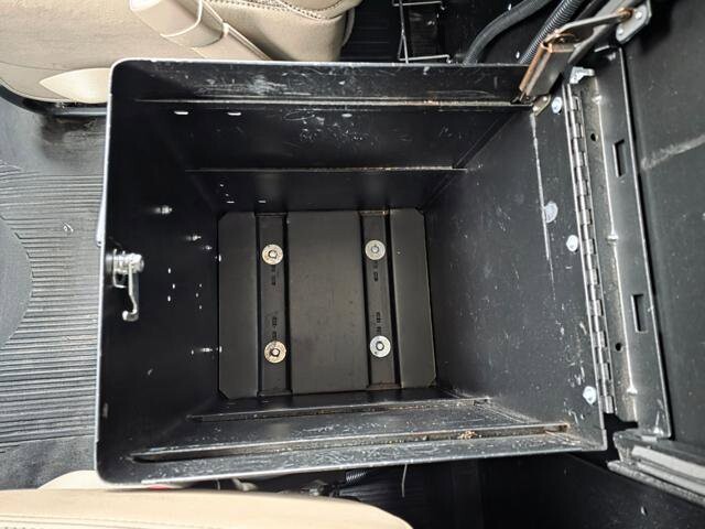 2011 Chevrolet Express 2500 in Blauvelt, NY 10913 - 18049405 24