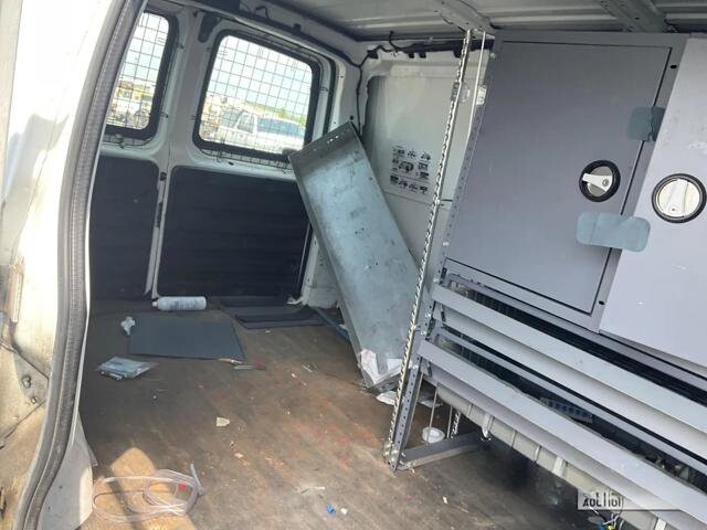 2011 Chevrolet Express 2500 in Blauvelt, NY 10913 - 18049405 60