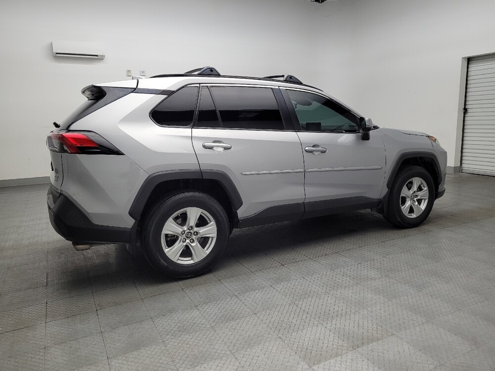 2019 Toyota RAV4 in Plano, TX 75074 - 18049507 10