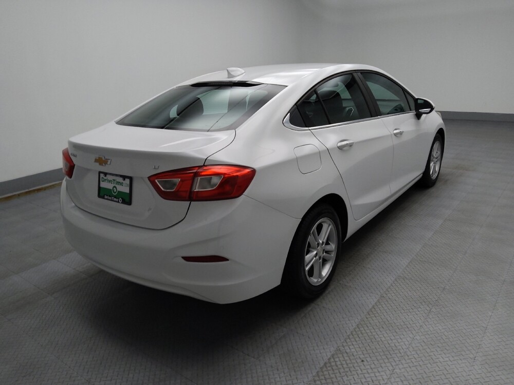 2016 Chevrolet Cruze in Des Moines, IA 50310 - 18049623 9