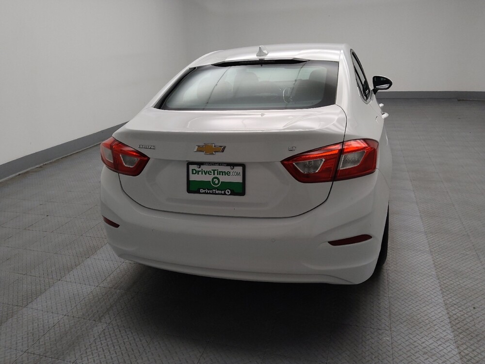 2016 Chevrolet Cruze in Des Moines, IA 50310 - 18049623 7