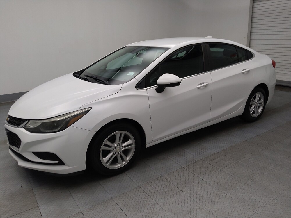 2016 Chevrolet Cruze in Des Moines, IA 50310 - 18049623 2