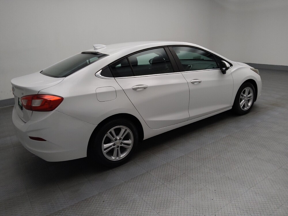 2016 Chevrolet Cruze in Des Moines, IA 50310 - 18049623 10