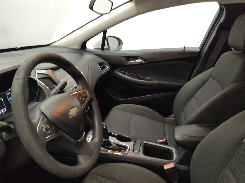 2016 Chevrolet Cruze in Des Moines, IA 50310 - 18049623 17