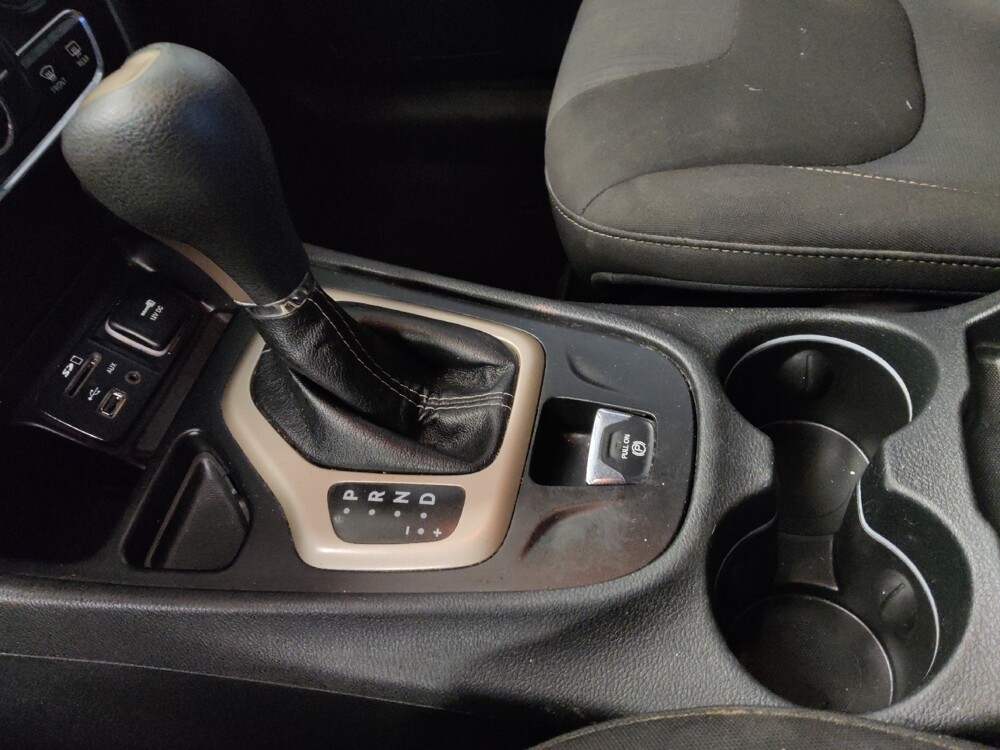 2017 Jeep Cherokee in Houston, TX 77034 - 18049753 26