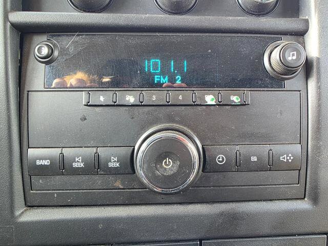 2012 Chevrolet Express 2500 in Blauvelt, NY 10913 - 18049769 21