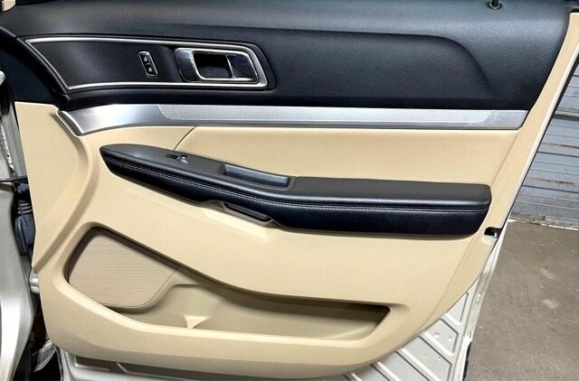 2017 Ford Explorer in Conyers, GA 30094 - 18049777 16