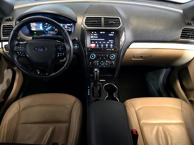 2017 Ford Explorer in Conyers, GA 30094 - 18049777 15