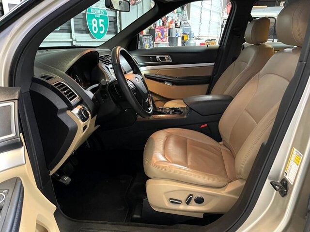 2017 Ford Explorer in Conyers, GA 30094 - 18049777 10