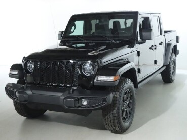 2022 Jeep Gladiator in Bedford, OH 44146