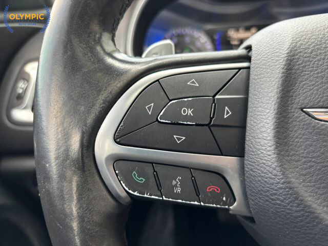 2017 Chrysler 200 in Decatur, GA 30032 - 18049789 22
