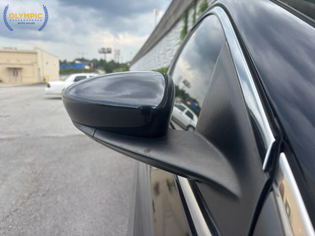 2017 Chrysler 200 in Decatur, GA 30032 - 18049789 14