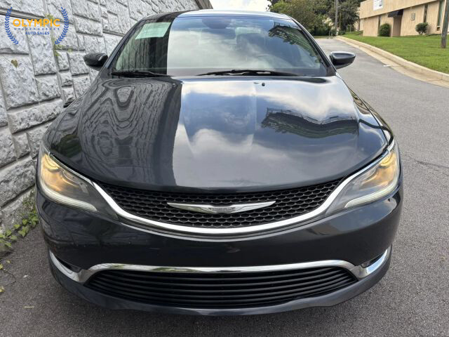 2017 Chrysler 200 in Decatur, GA 30032 - 18049789 2