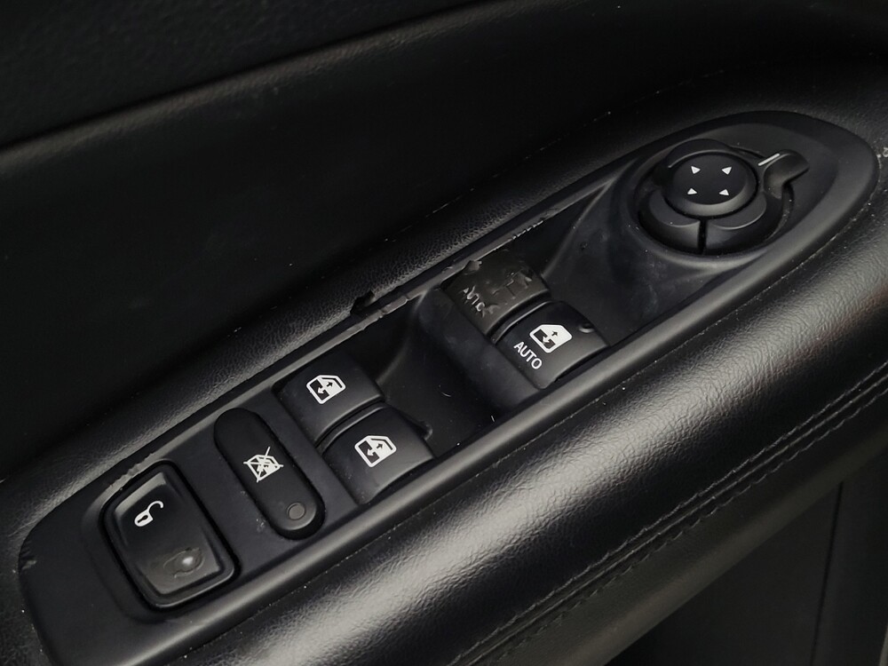 2019 Jeep Compass in Savannah, GA 31419 - 18049922 27