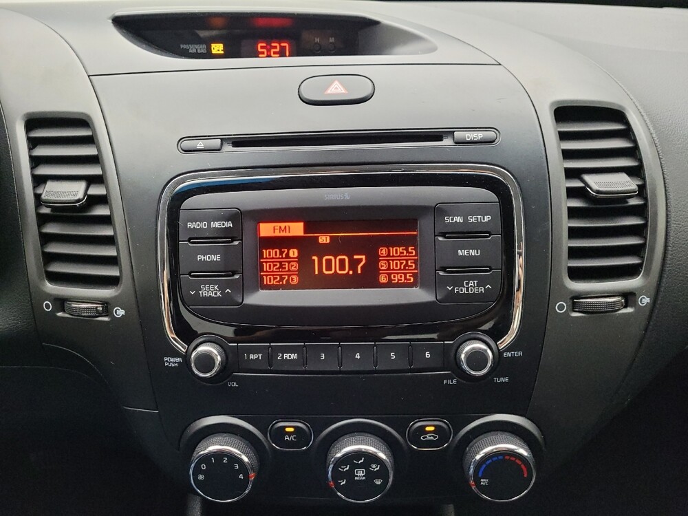 2018 Kia Forte in Midlothian, IL 60445 - 18050020 25