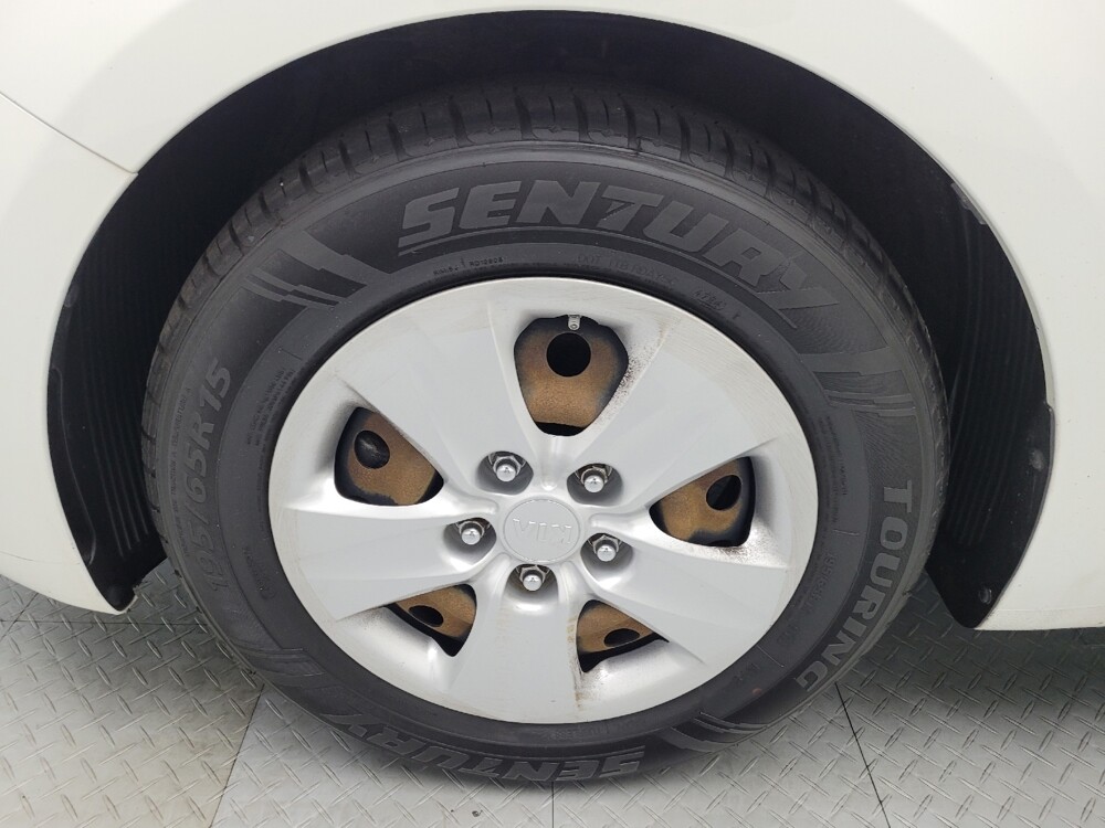 2018 Kia Forte in Midlothian, IL 60445 - 18050020 31