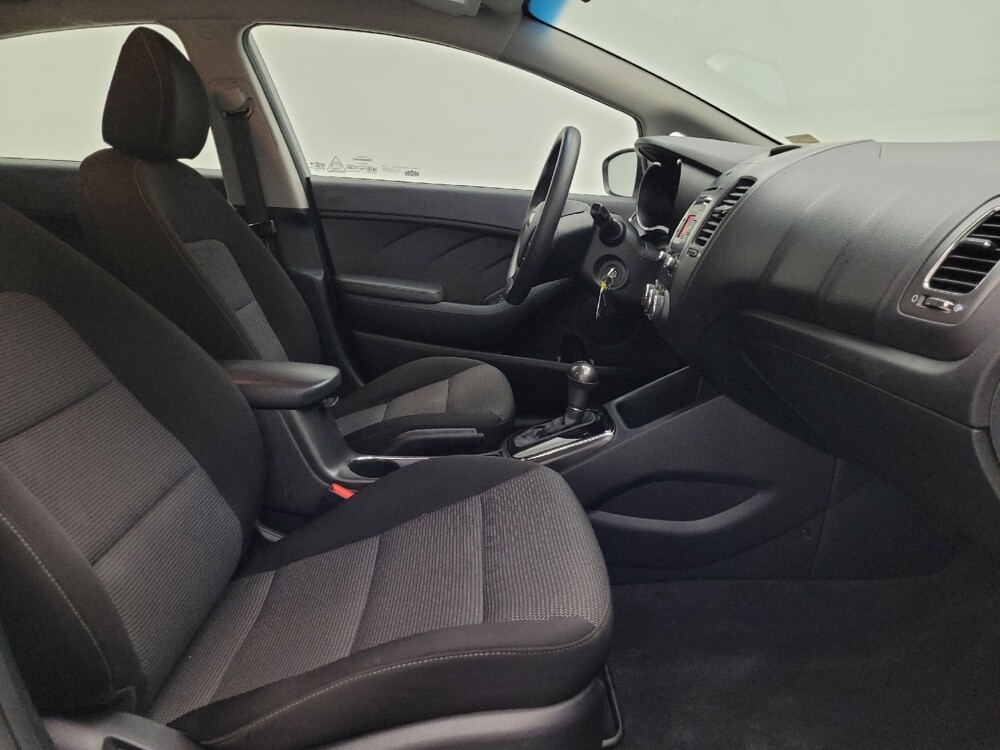 2018 Kia Forte in Midlothian, IL 60445 - 18050020 21