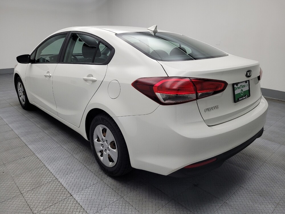 2018 Kia Forte in Midlothian, IL 60445 - 18050020 5