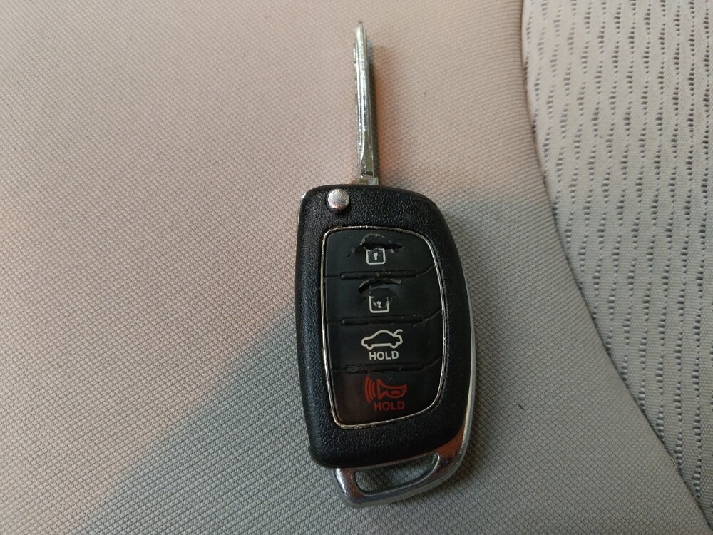 2016 Hyundai Sonata in Charlotte, NC 28213 - 18050075 32