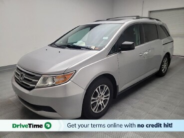 2013 Honda Odyssey in Downey, CA 90241