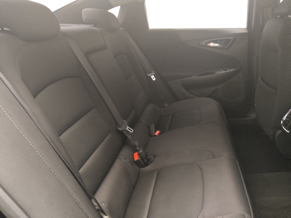 2017 Chevrolet Malibu in Lauderdale Lakes, FL 33313 - 18050388 19