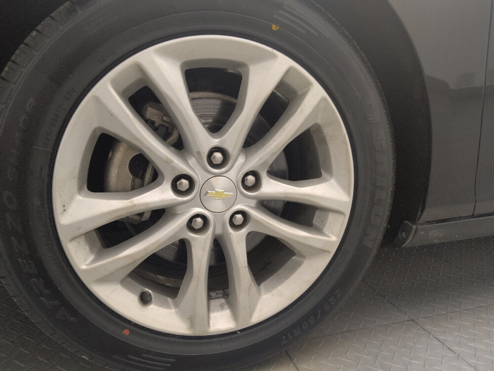 2017 Chevrolet Malibu in Lauderdale Lakes, FL 33313 - 18050388 31