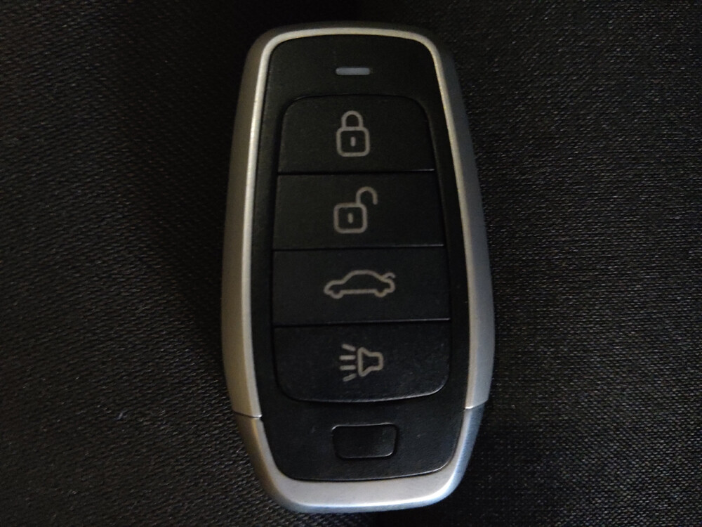 2017 Chevrolet Malibu in Lauderdale Lakes, FL 33313 - 18050388 32