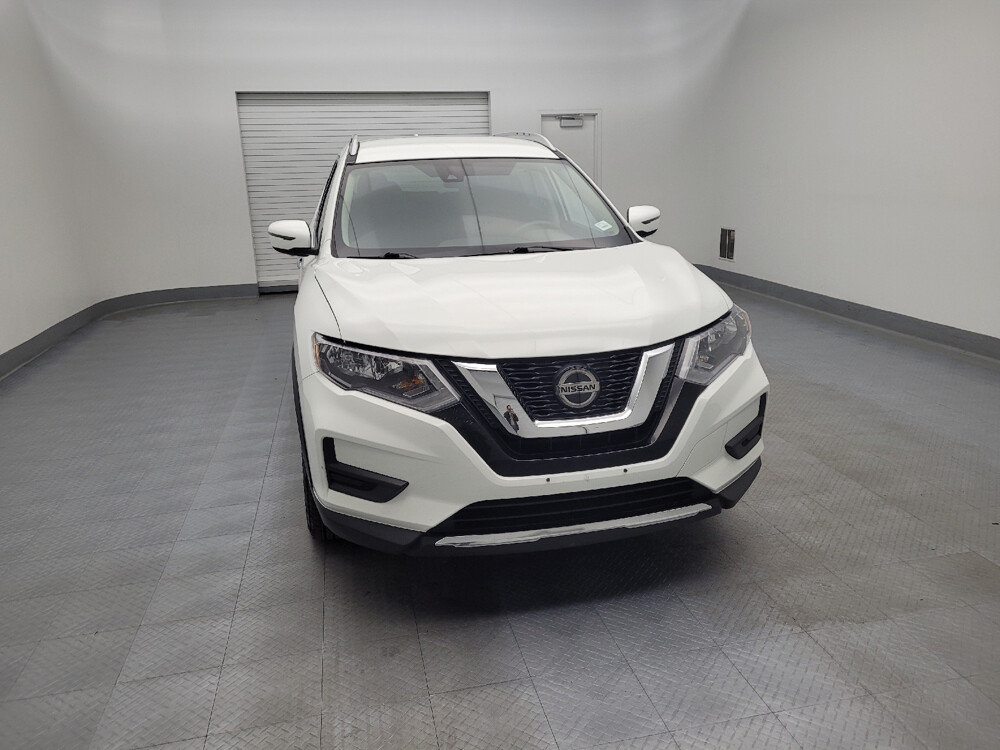 2020 Nissan Rogue in Maple Heights, OH 44137 - 18050445 14