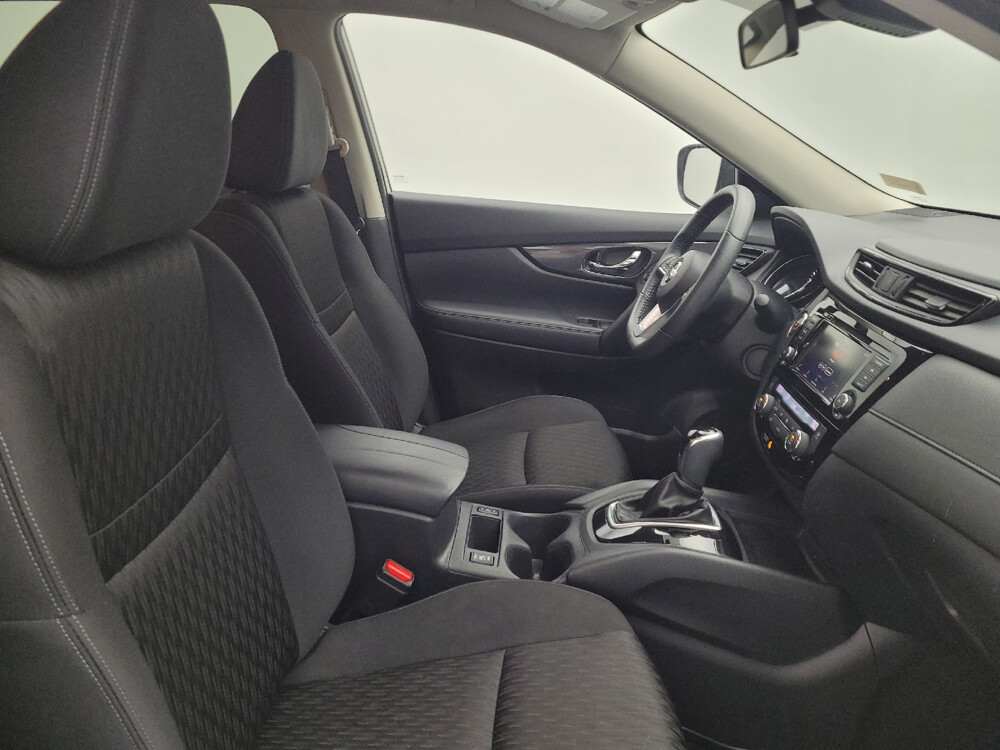 2020 Nissan Rogue in Maple Heights, OH 44137 - 18050445 21