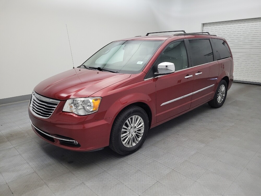 2016 Chrysler Town & Country in Columbus, OH 43231 - 18050454 2