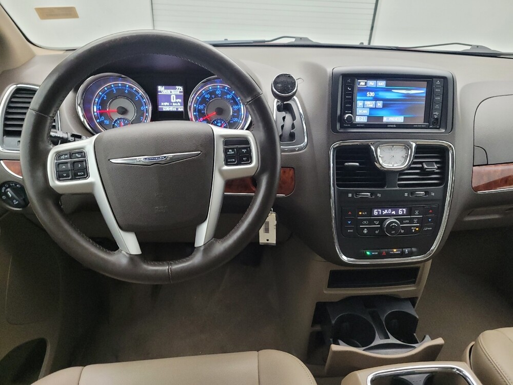 2016 Chrysler Town & Country in Columbus, OH 43231 - 18050454 22