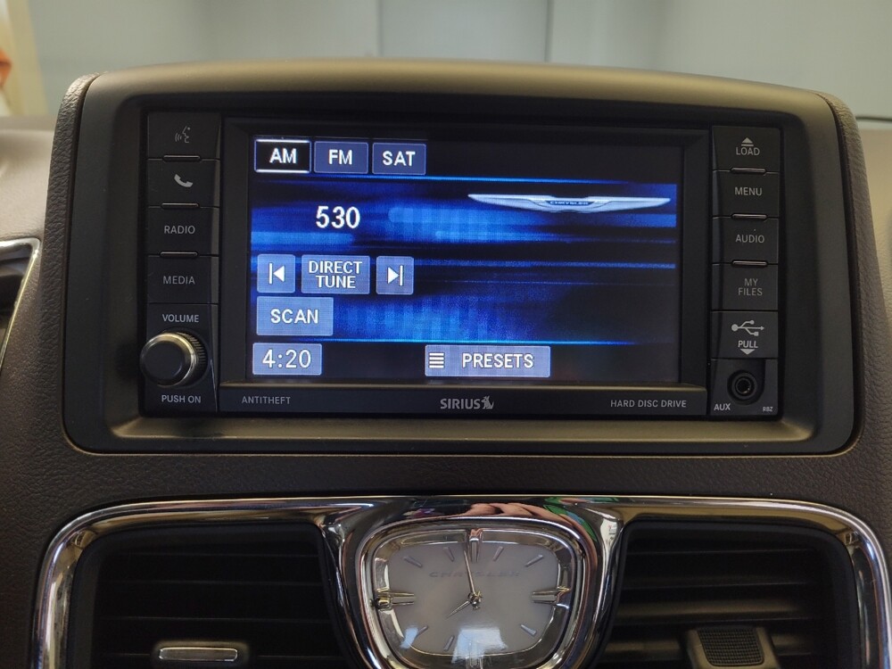 2016 Chrysler Town & Country in Columbus, OH 43231 - 18050454 25