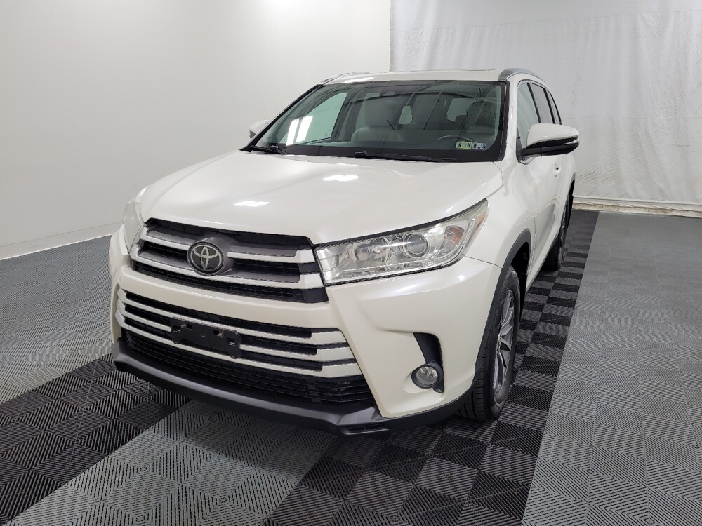 2019 Toyota Highlander in Langhorne, PA 19047 - 18050487 15