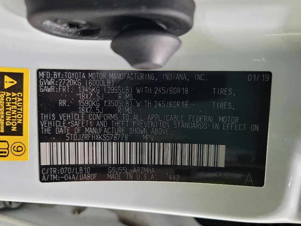 2019 Toyota Highlander in Langhorne, PA 19047 - 18050487 33