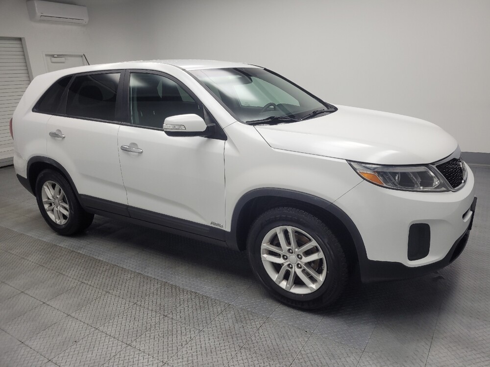2015 Kia Sorento in Indianapolis, IN 46222 - 18050509 11