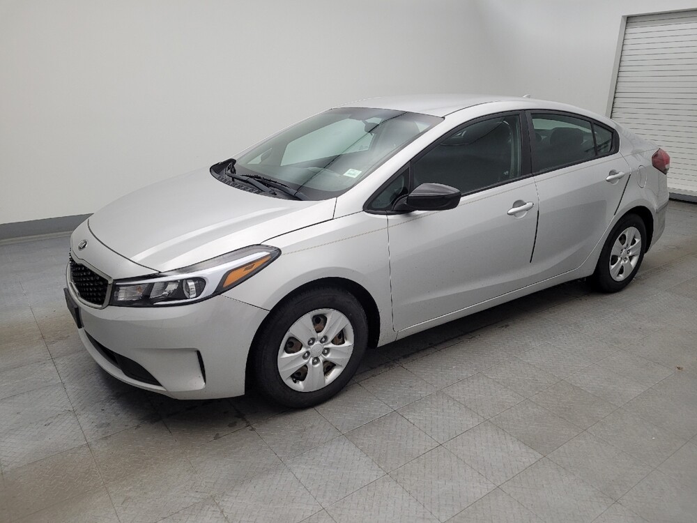 2017 Kia Forte in Miamisburg, OH 45342 - 18050563 2