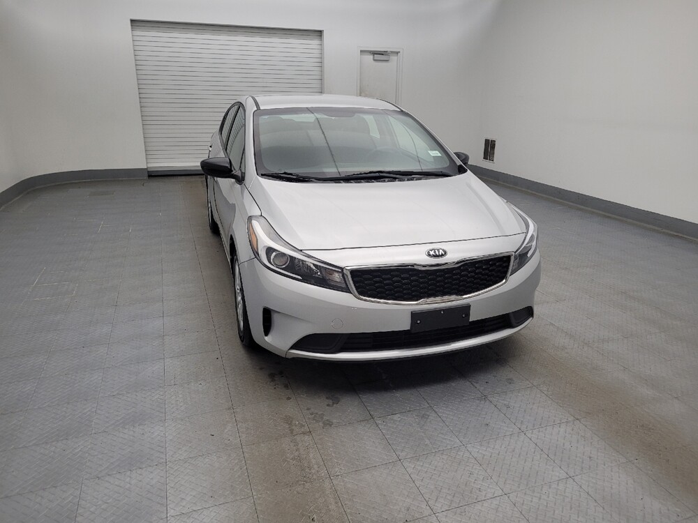 2017 Kia Forte in Miamisburg, OH 45342 - 18050563 14