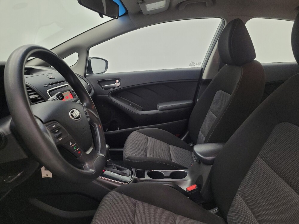 2017 Kia Forte in Miamisburg, OH 45342 - 18050563 17