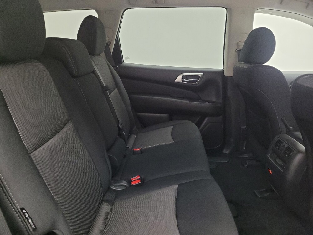 2020 Nissan Pathfinder in Columbus, OH 43231 - 18050660 19