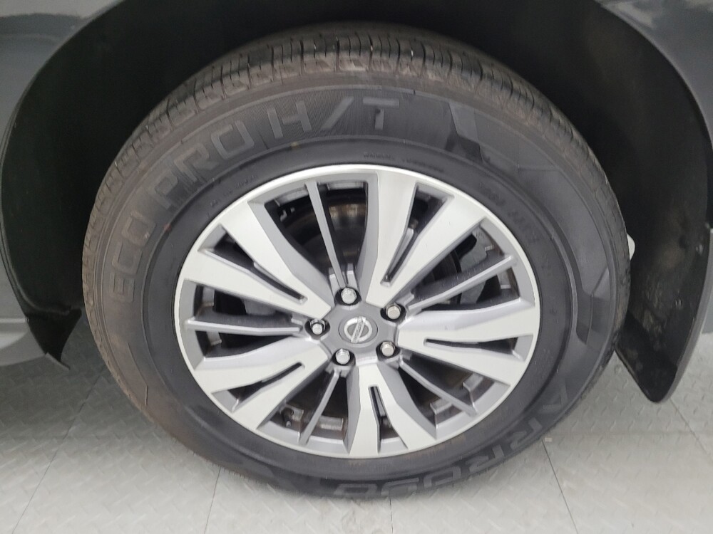 2020 Nissan Pathfinder in Columbus, OH 43231 - 18050660 31